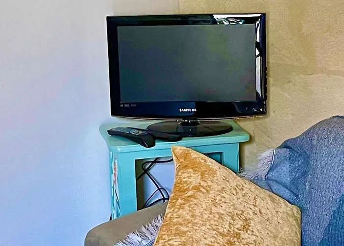 Proche Kedge Et Universitee Appartement Cosy Avec Parking ,Cuisine Equipee ,Sdb Et Jardin