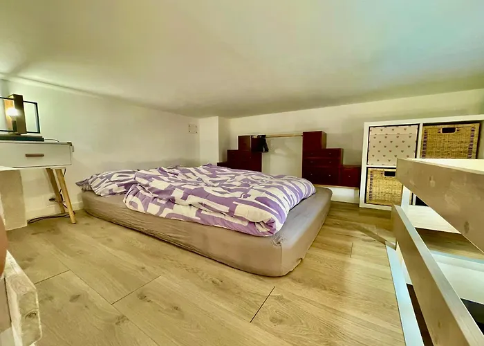 Proche Kedge Et Universitee Appartement Cosy Avec Parking ,Cuisine Equipee ,Sdb Et Jardin