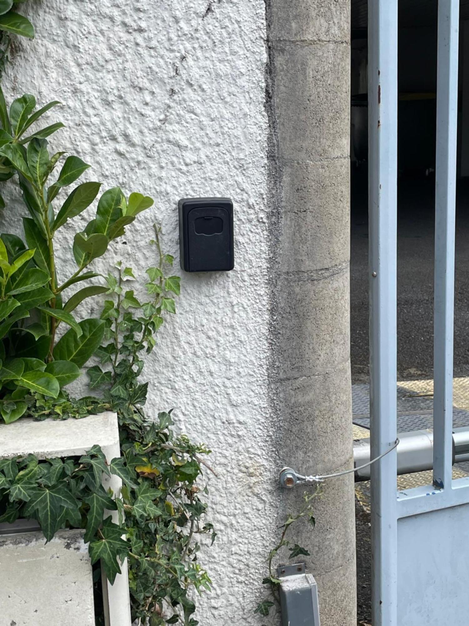 Appartement Proche Kedge Et Universitee Cosy Avec Parking ,cuisine Equipee ,sdb Et Jardin